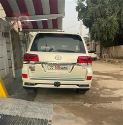 تويوتا لاندكروزر